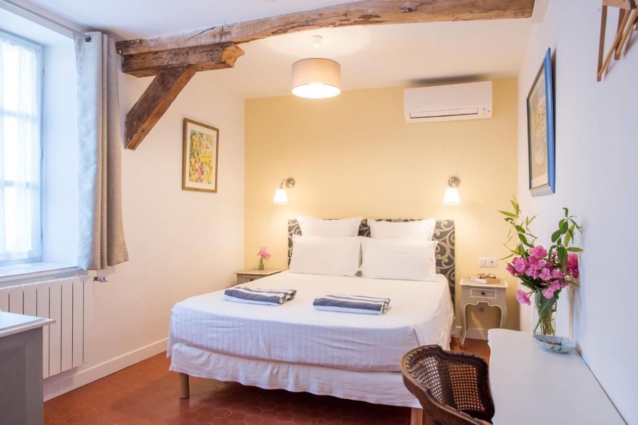 Le Vieux Logis Chambres D'Hotes La Farlède Εξωτερικό φωτογραφία